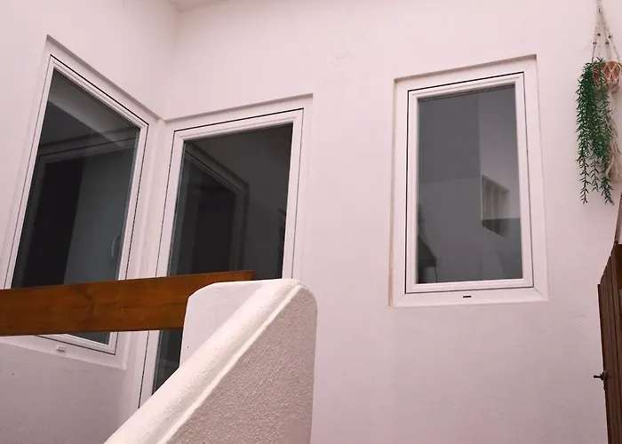 Porta 4 - Sitio Mare Alta نازاريه